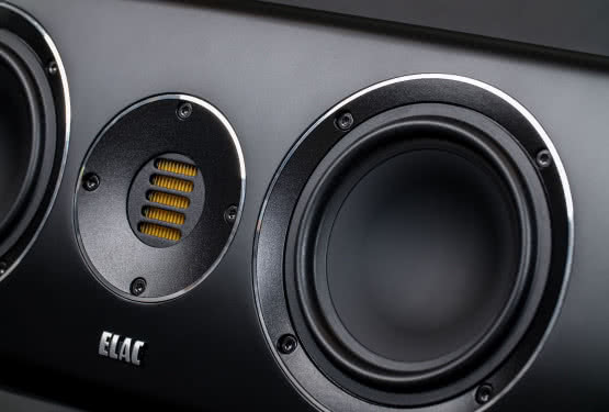 Nowe kolumny głośnikowe ELAC z serii Carina
