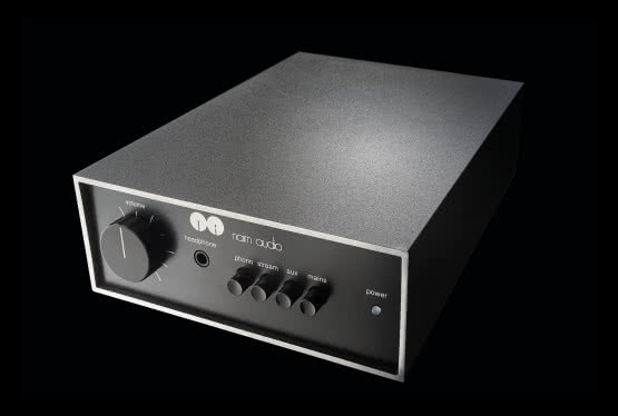 Nowość: Naim NAIT 50 z okazji półwiecza istnienia firmy