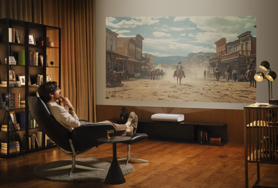 Samsung zaprezentował dwa nowe projektory laserowe ultrakrótkiego rzutu