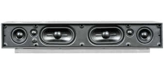 Cała przednia ścianka
została zapełniona głośnikami:
obydwa kanały mają
trzy przetworniki, każdy
z własnym wzmacniaczem.