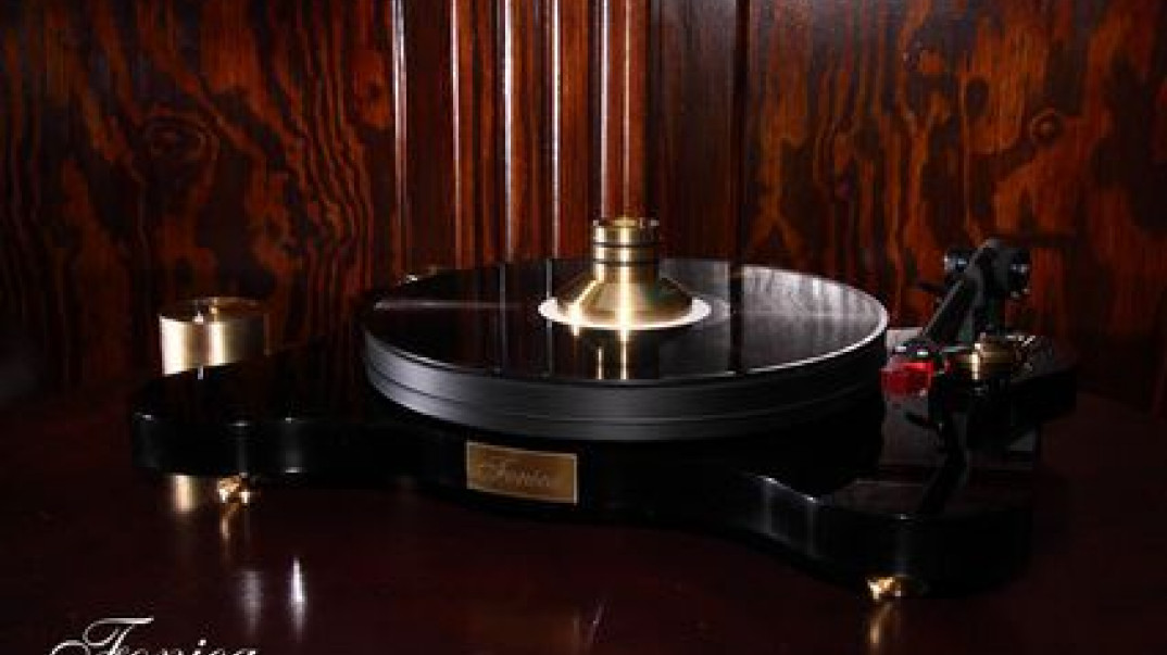 Prezentacja gramofonu Fonica F-600 w Premium Sound