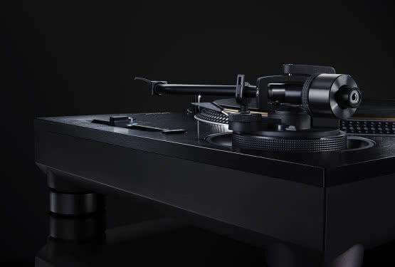 Cztery nowości Technics: systemy głośników, gramofon i wzmacniacz zintegrowany