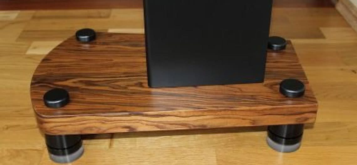 Pro Audio Bono wprowadza do sprzedaży nowe standy pod kolumny podstawkowe