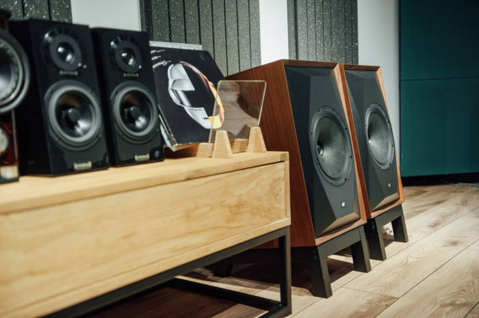 Salon NA TEMAT AUDIO - Warszawa