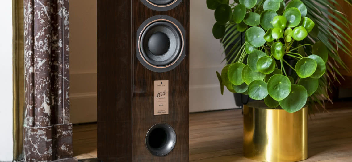 Triangle świętuje urodziny i wypuszcza jubileuszowe kolumny  w limitowanej liczbie