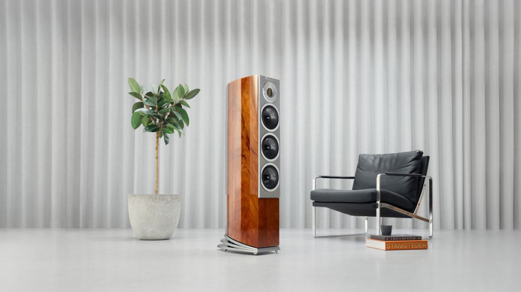 Audiovector R 5 Arreté - 2000 godzin odsłuchów i strojenia i technologia flagowca