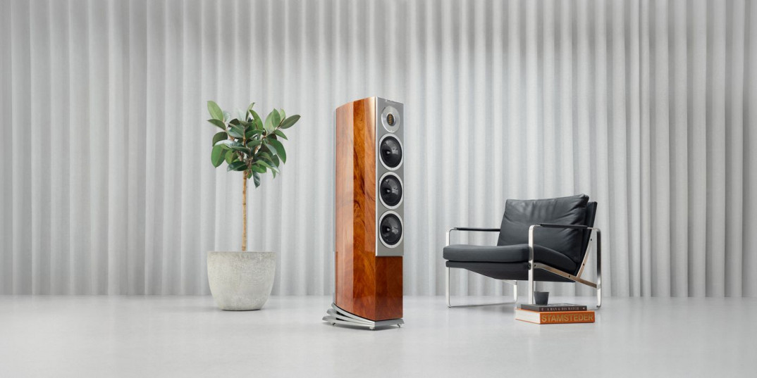 Audiovector R 5 Arreté - 2000 godzin odsłuchów i strojenia i technologia flagowca