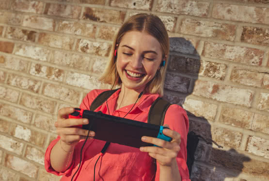 JBL Quantum 50N - przewodowy douszny zestaw słuchawkowy do gier 