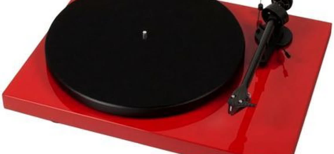 Nowa seria gramofonów Pro-Ject Debut Carbon DC w salonie Q21