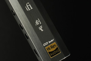 iFi Audio Go Bar Kensei - przenośny przetwornik C/A z technologią K2HD