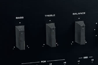 Stylowe dodatki Yamahy podobają się wszystkim,
którzy jeszcze pamiętają...