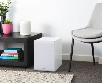 Czy należy zdejmować maskownicę subwoofera?