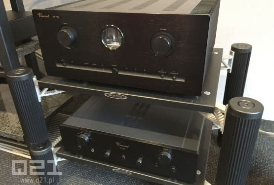 Prezentacja wzmacniaczy hybrydowych VINCENT SV-500 i SV-700 w salonie Q21