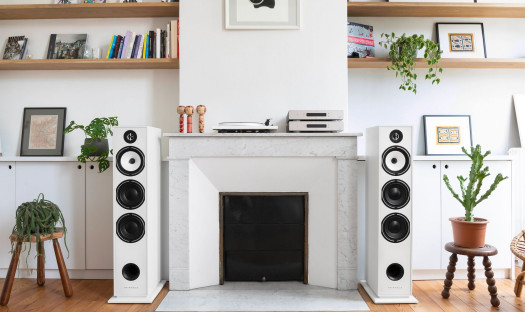 Kolumny Triangle z serii Borea