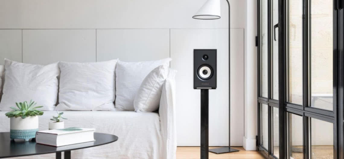 Standy głośnikowe Triangle S-01