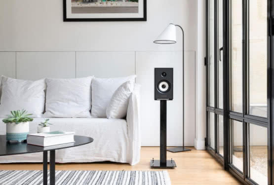 Standy głośnikowe Triangle S-01