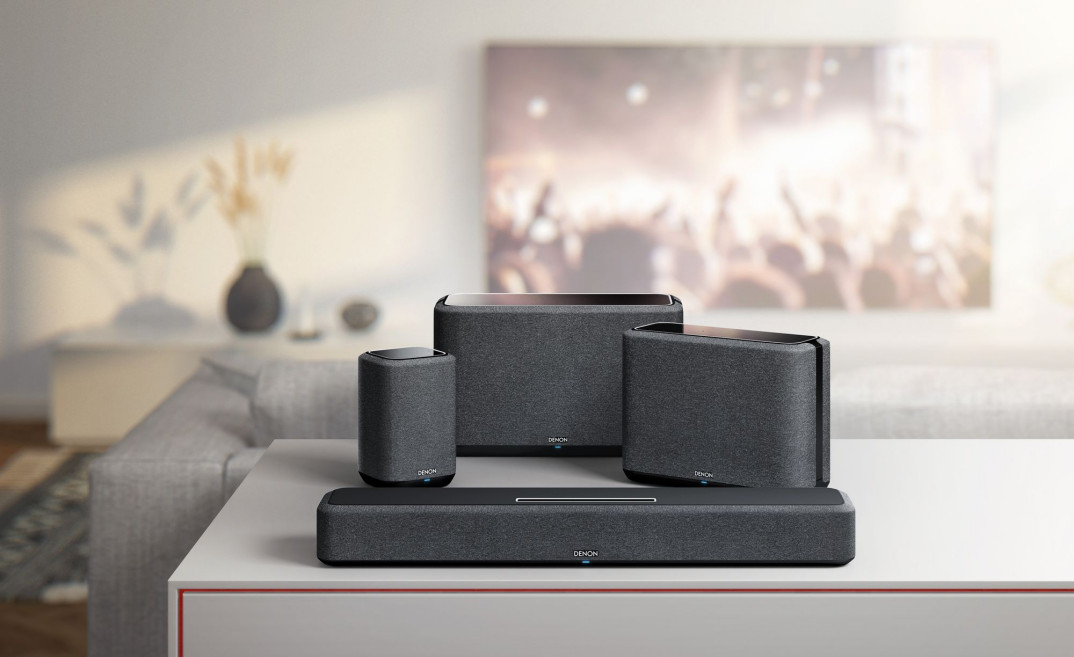 Funkcjonalność Alexa i 5.1-kanałowy dźwięk surround wraz z nową aktualizacją głośników Denon Home