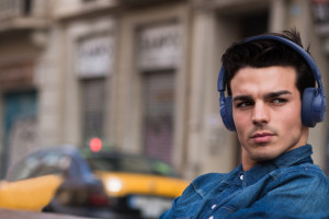 Bezprzewodowe słuchawki JBL Tune 750 BT NC