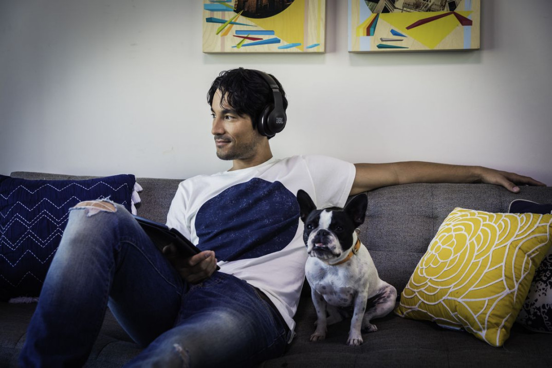 Słuchawki JBL Everest V100, V300 i  V700 i Elite V700NXT