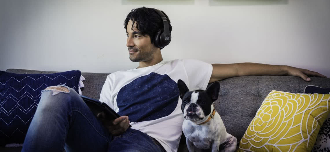 Słuchawki JBL Everest V100, V300 i  V700 i Elite V700NXT