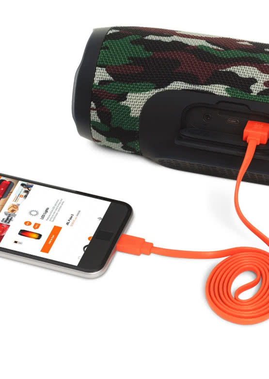 Głośnik bezprzewodowy JBL Charge 4 w kolorze moro