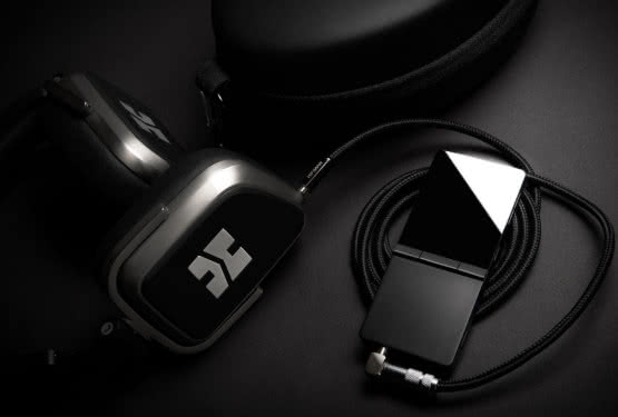 HiFiMAN SuperMini i Edtion S na targach Audio Video Show 2016