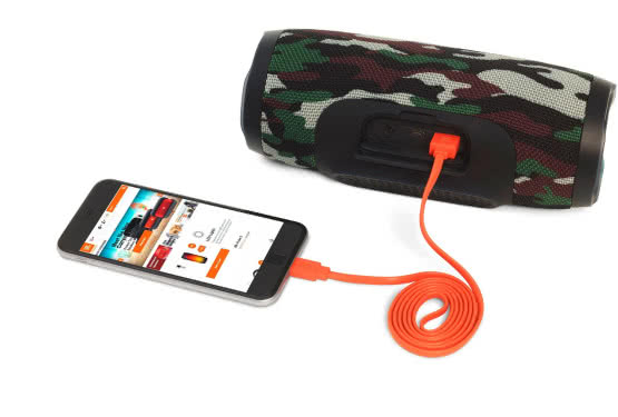 Głośnik bezprzewodowy JBL Charge 4 w kolorze moro