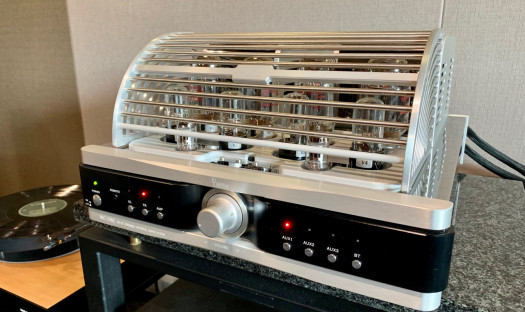 Yaqin MC-100C w salonie Q21 