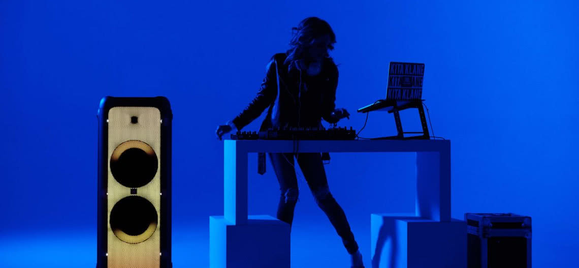 Wyjątkowy głośnik na imprezę - JBL Partybox 1000