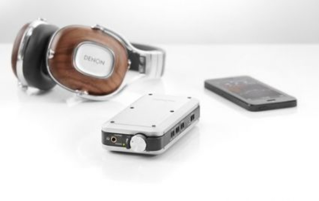 Wzmacniacz słuchawkowy z USB-DAC Denon DA-10