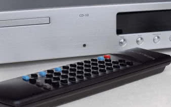 Przednia ścianka Micromegi prezentuje
wyrafinowanie minimalizmu.