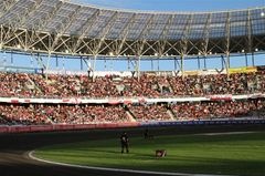 motoarena2_max_01 motoarena2_max_01